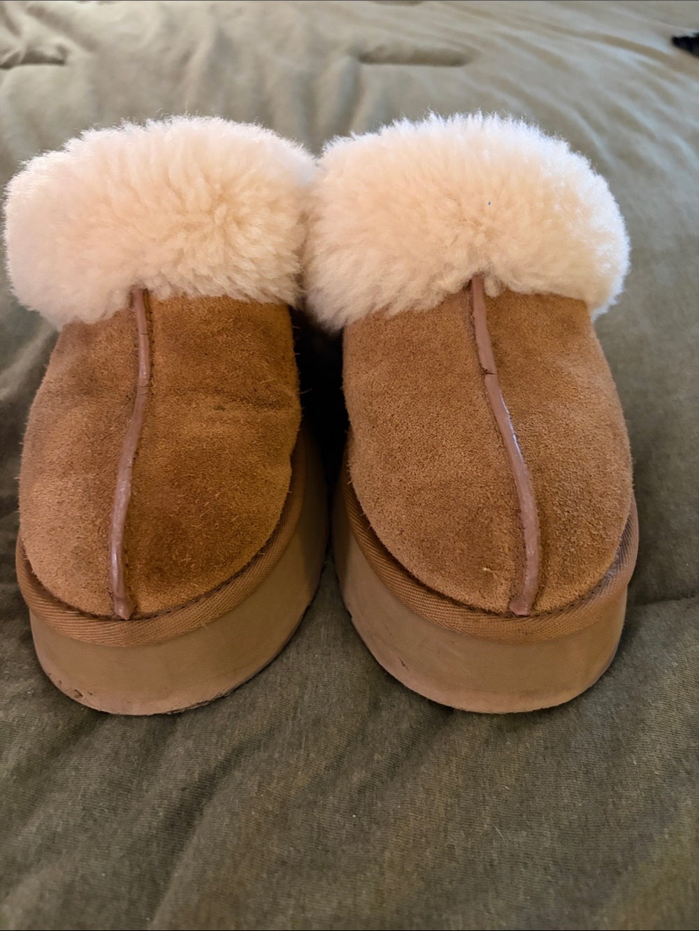 UGG Chestnut Suede Shearling Clog Slippers with Cream Lining - Picture 3 of 7